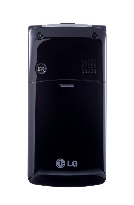 Фото 2 новости LG KF305 - стильная и функциональная раскладушка за 6490 р. (фото и спецификации)