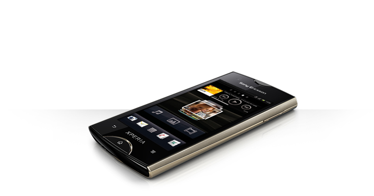  6  Sony Ericsson Xperia ray   Android Gingerbread -   