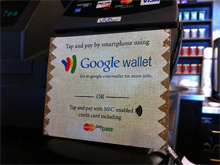 Google Wallet  Apple      