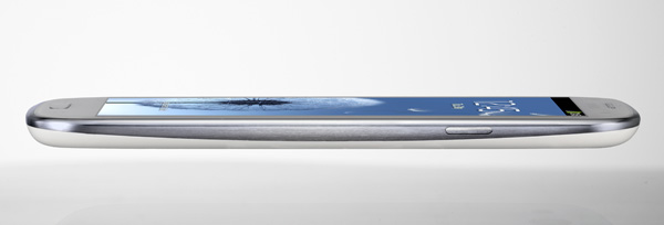  5  Samsung Galaxy S III: 4 , 1,4 , 4,8-  720p