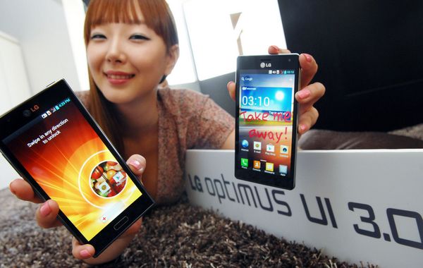  1  LG Optimus UI 3.0 -     LG  Android 4.0