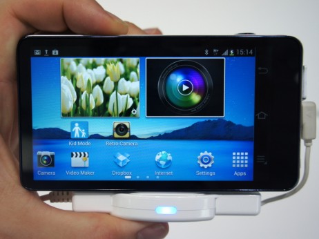  3   Samsung Galaxy Camera -   Android 4.1  4- 