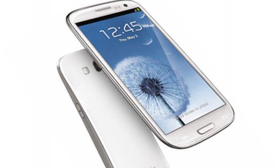  2  Samsung Galaxy S III   Android 4.1.1 Jelly Bean  