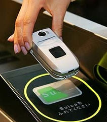 Сотовый телефон заменит кошелек - но безопасны ли такие платежи?