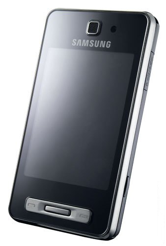 Samsung F480 -     7,2 /